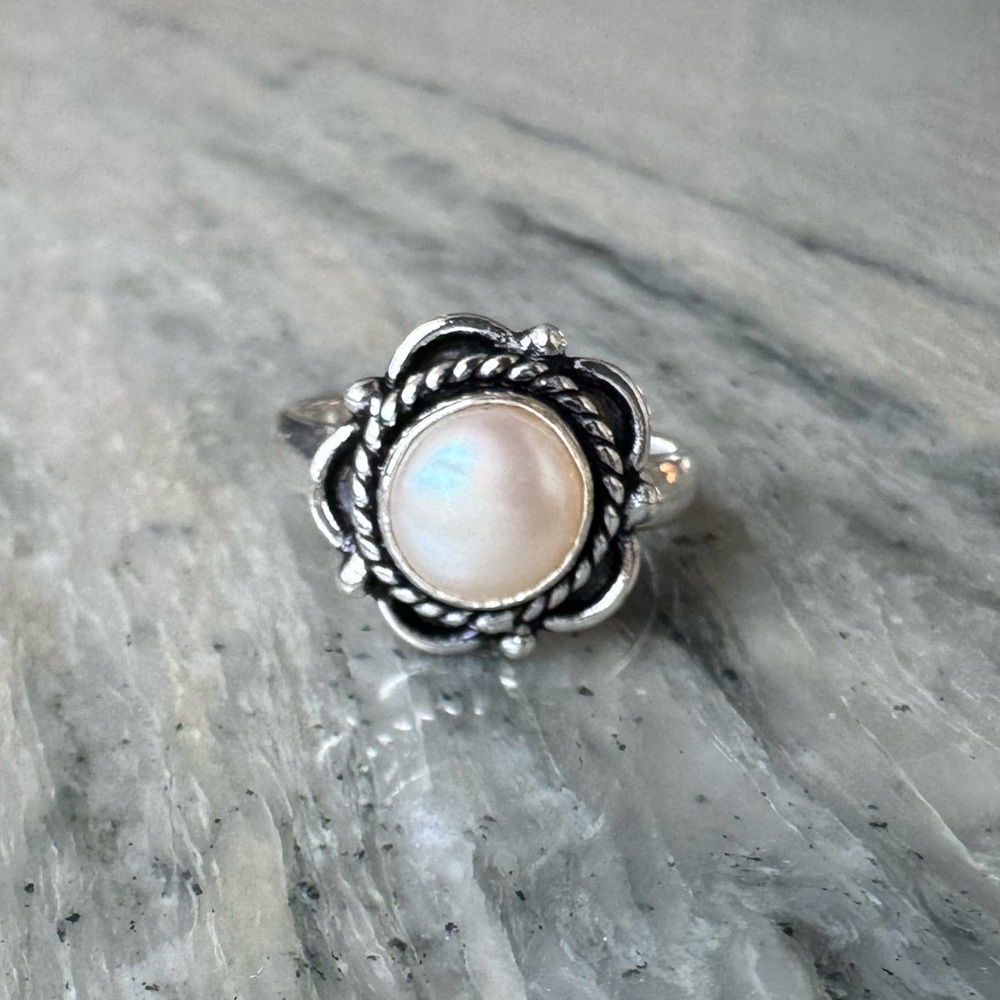 NWOT Sundance Sea Treasure Ring, Pearl, Sterling Silver
